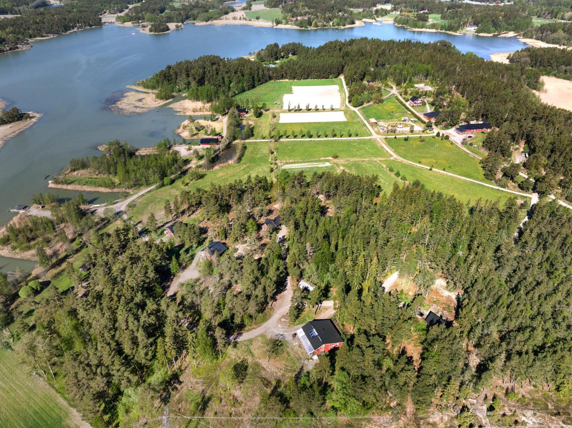 Lomahyppaeys Villa นานตาลี ภายนอก รูปภาพ